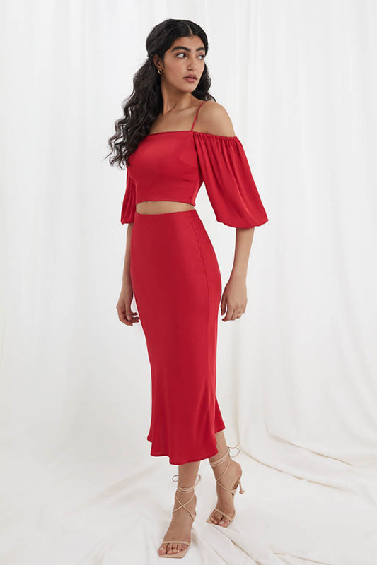 Seren Midi Skirt In Tulip Red